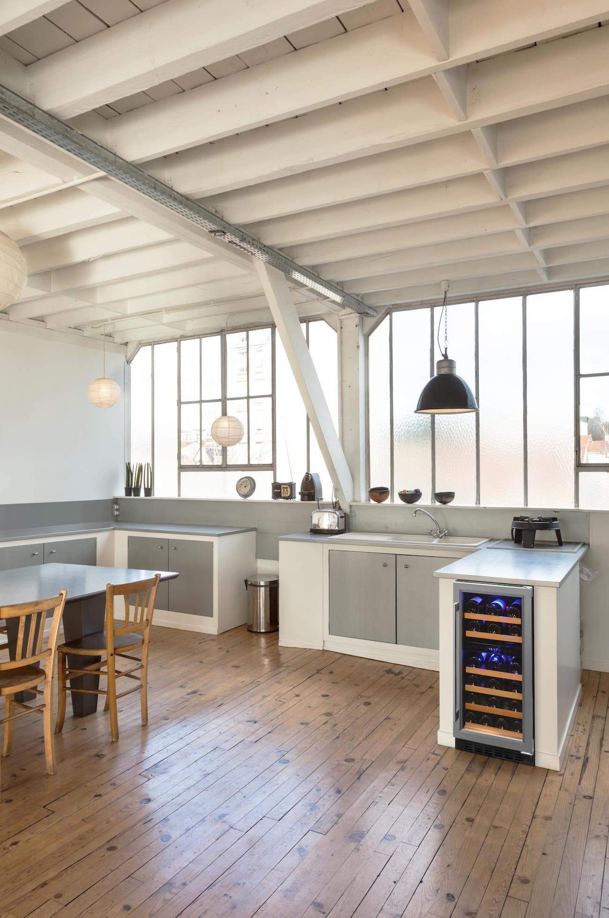 Smith & Hanks 32 Bottle Dual Zone Stainless Steel Wine Fridge RW88DR Wine Coolers RE100006 Wine Coolers Empire