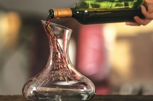 The Benefits of Decanting Wine.