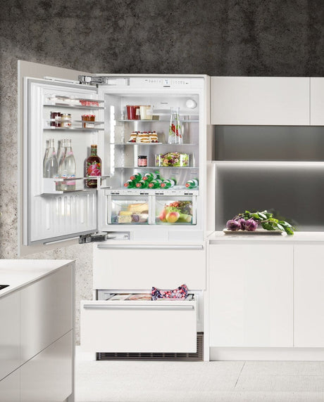 Liebherr 30" Fully Integrated Left-Single Door All-in Fridge-Freezer HCB 1581 Refrigerators HCB 1581 Wine Coolers Empire