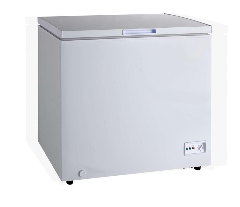 OMCAN Chest Freezer with Solid Flat Top 6.7 cu ft 110v/60/1 CELTUS/ETLS 46502 Freezers 46502 Wine Coolers Empire