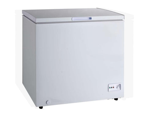 OMCAN Chest Freezer with Solid Flat Top 6.7 cu ft 110v/60/1 CELTUS/ETLS 46502 Freezers 46502 Wine Coolers Empire