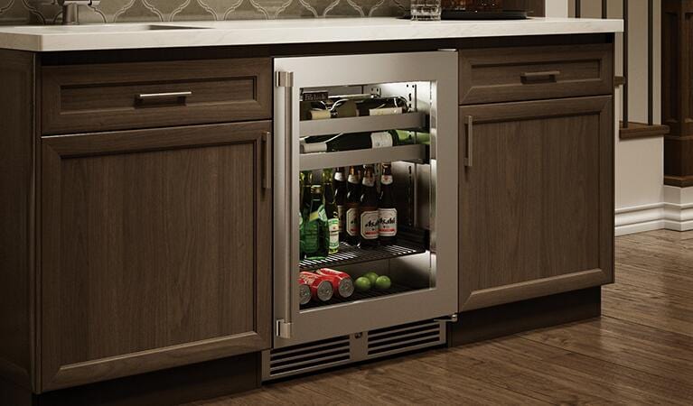 Perlick Signature Series 24-Inch 3.1 cu. ft. Capacity Built-In Glass Door Beverage Center with 3.1 cu. ft. Capacity in Stainless Steel with Glass Door (HH24BS-4-3L & HH24BS-4-3R ) Wine Coolers Empire