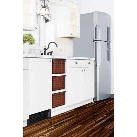 Summit 18" Drain Free Ice Maker BIM18IF Ice Makers BIM18IF Wine Coolers Empire