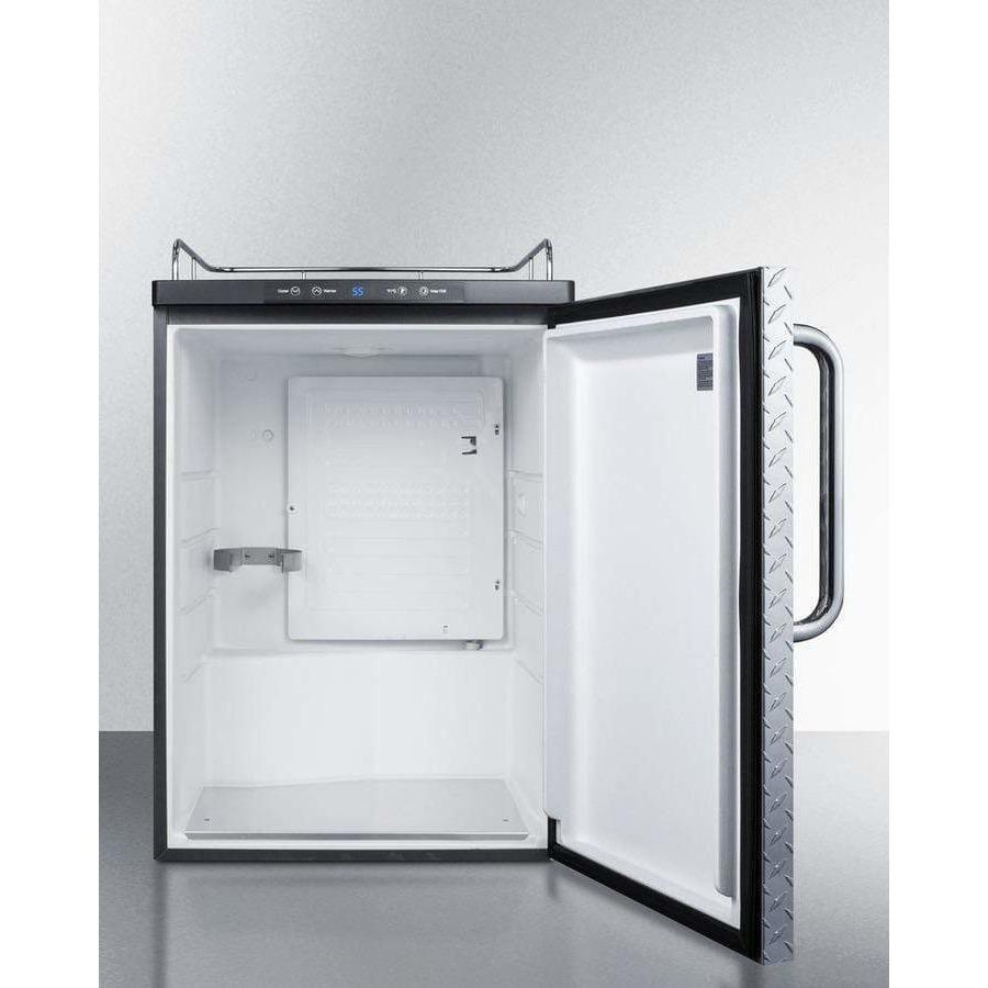 Summit 24" Built-In Diamond Plate Kegerator SBC635MBINKDPL Kegerators SBC635MBINKDPL Wine Coolers Empire