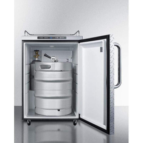 Summit 24" Stainless Steel Residential Outdoor Beer Dispenser SBC635MOSNKDPL Kegerators SBC635MOSNKDPL Wine Coolers Empire