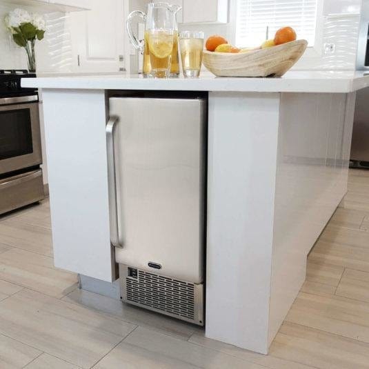 Whynter Built In Freestanding Ice Maker 50lb capacity Clear Ice Cube UIM-502SS Ice Makers UIM-502SS Wine Coolers Empire